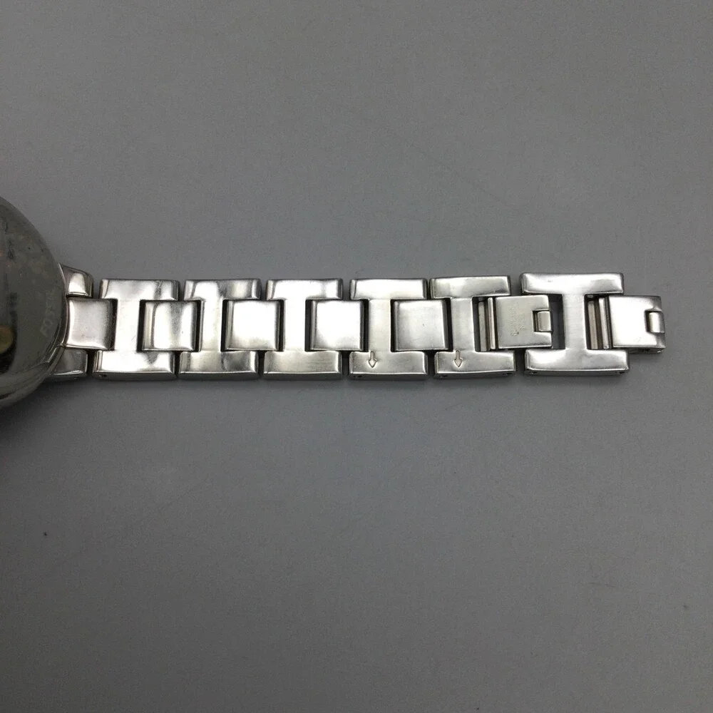 Fossil Womens Watch 29mm Silver Tone Crystals Stainless ES3292 New Battery 6.25
